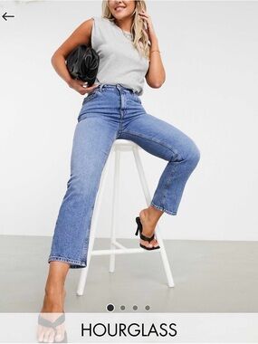 Classic High-Waist Women's Blue Jeans